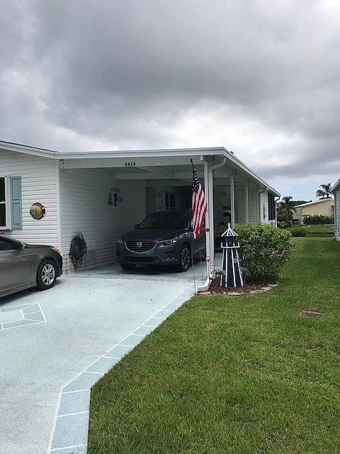 DRIVEWAY-CARPORT