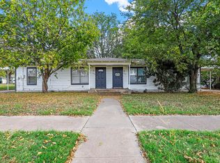 122-124 Ramsey Ave #122, Cleburne, TX 76031
