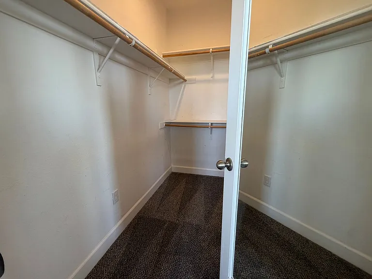 3122 Mowbray Way — Photo 9