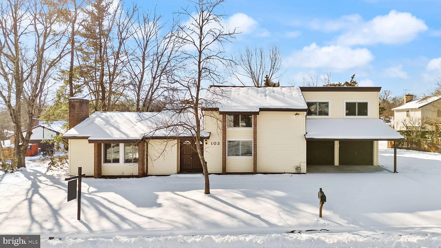 103 Farmington Ln photo 1