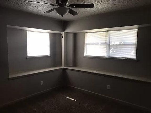 5th image of 405 Owen Ave