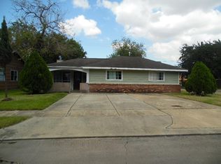 1909 Sullivan Ave, Pasadena, TX 77506