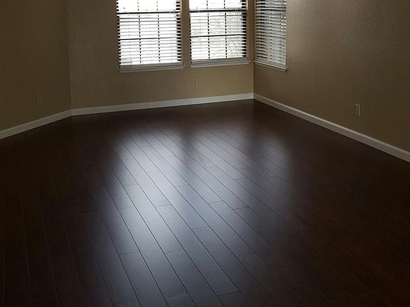 4th image of 2520 Garlandwood Dr
