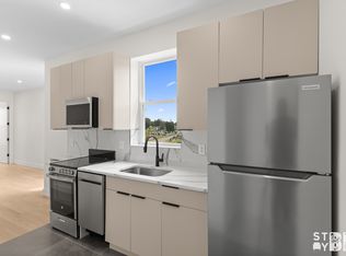 72-48 66th St #3L, Ridgewood, NY 11385