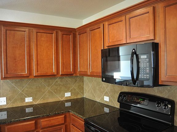 Stove & Cabinets