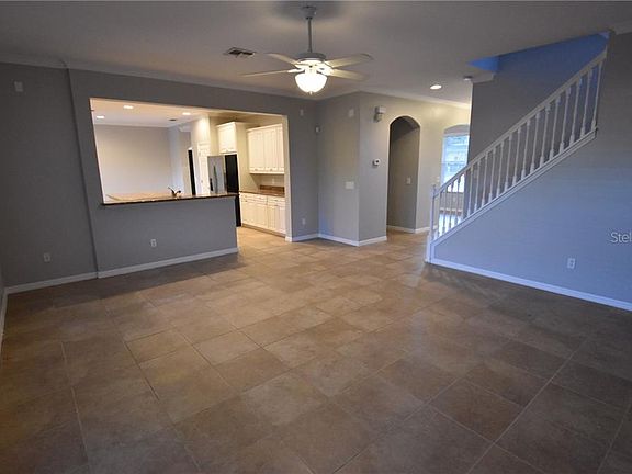 3rd image of 1043 Shadowmoss Dr