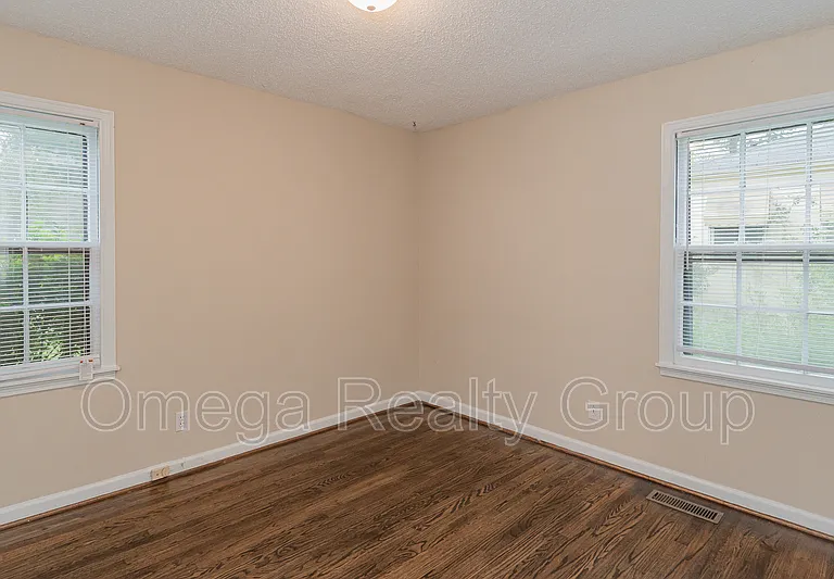525 Annie Laura Dr — Photo 28
