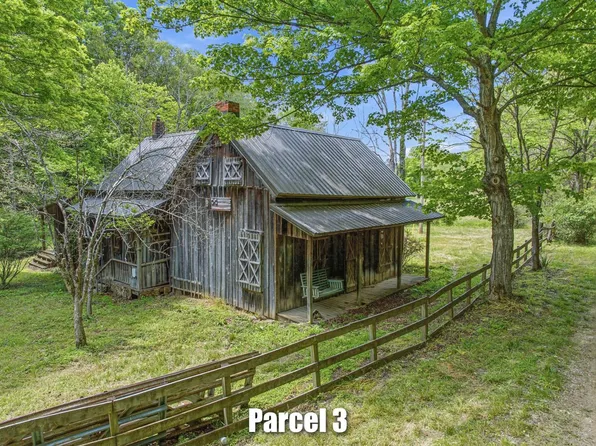 551 Keesee Rd, Vinton, OH 45686