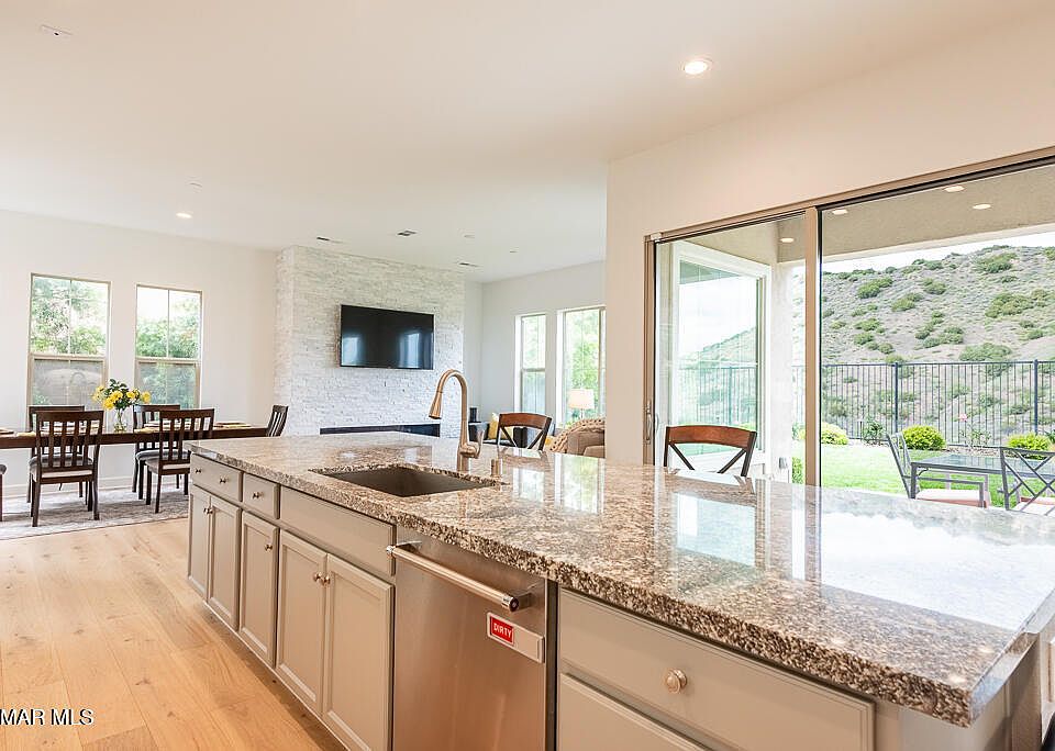 1st image of 24359 W Stone Bend Ln