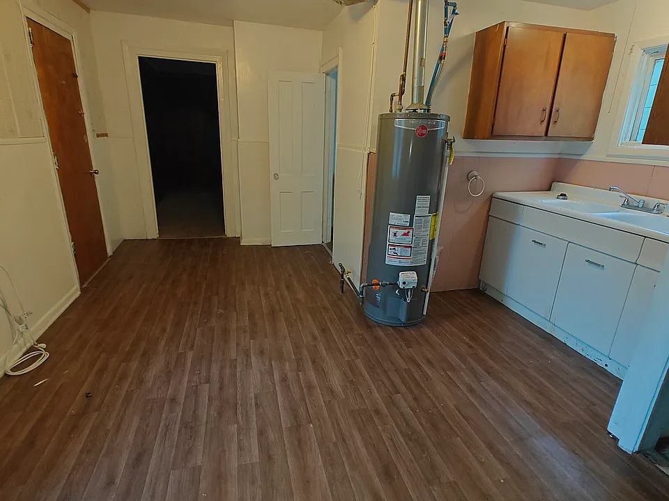 223 Metcalfe St #3