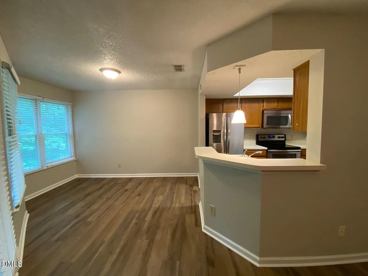 109 Killam Ct — Photo 4