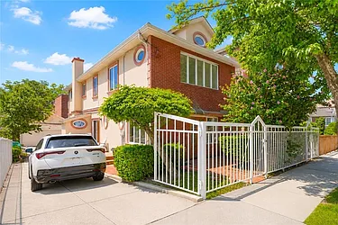 2538 East 29th Street