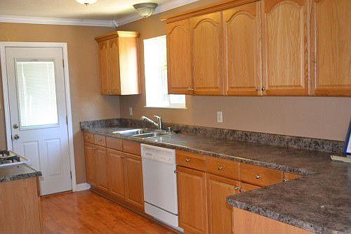 3rd image of 6827 Kermit Ln