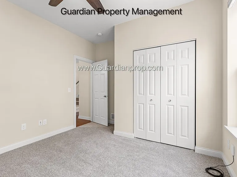 9704 Emerson Ct — Photo 17