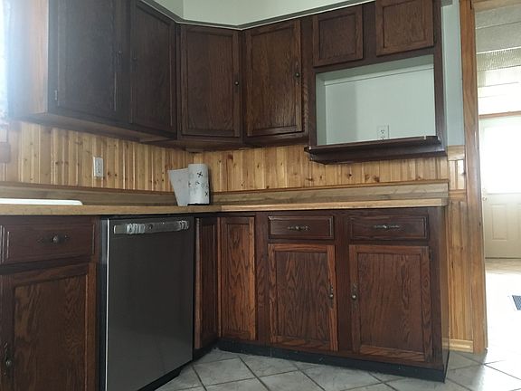 4th image of 173 Cherry St