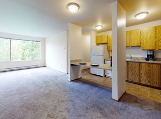 4219 7th Ave NE #3B-1BA-935SQFT, Seattle, WA 98105