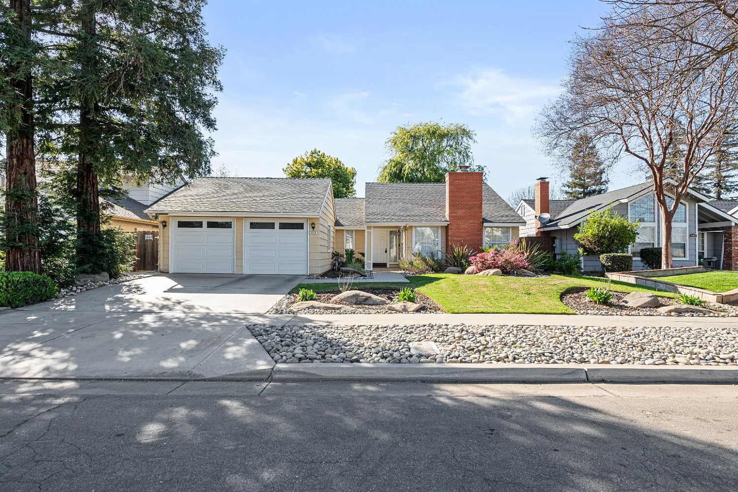 8099 N Orchard St photo 1