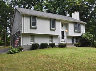 25 Buck Hill Rd, Pascoag, RI 02859