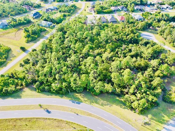 102 Antilla Dr #20, Rotonda West, FL 33947