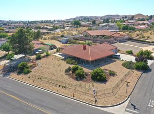 16340 Kamana Ct, Apple Valley, CA 92307