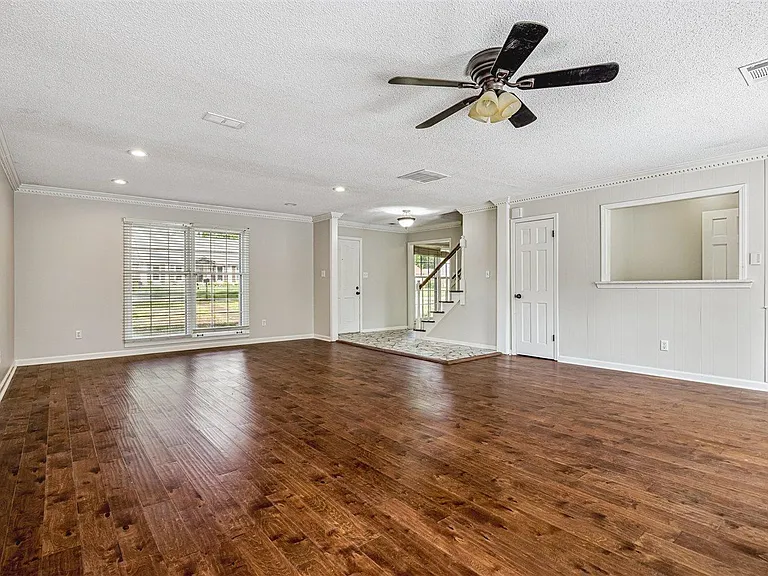 2232 Burfordi Ln — Photo 7