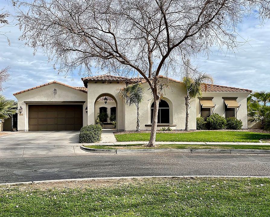 1st image of 3901 N Holt Dr