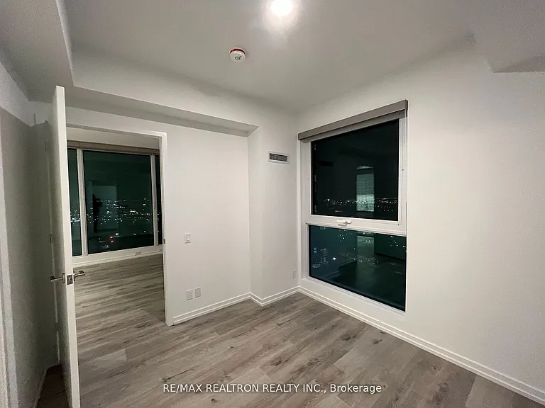 1000 Portage Pkwy #5005 — Photo 17