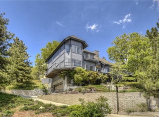 27668 Saint Bernard Ln, Lake Arrowhead, CA 92352