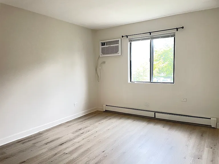 4 Parkside Ct #7 — Photo 8