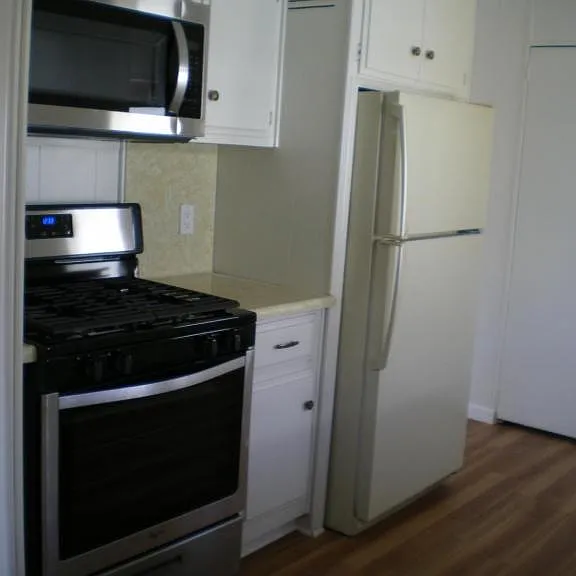 101 San Mateo Cir — Photo 4