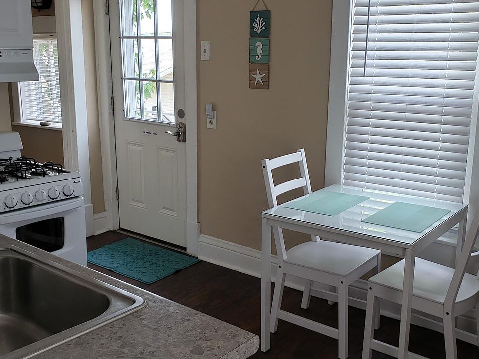 1st image of 205 E Filer St APT 3