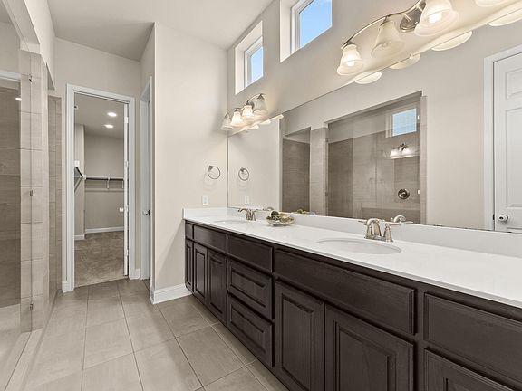 5th image of 5600 Rio Chama Cv