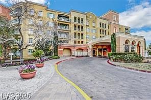 2nd image of 30 Strada Di Villaggio #149