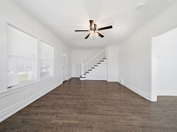 4th image of 12211 Irving Ave