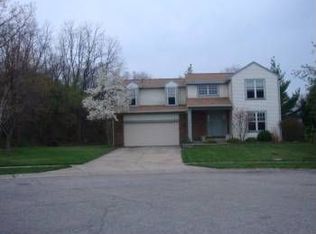 750 Hunters Ridge Dr, Fairborn, OH 45324