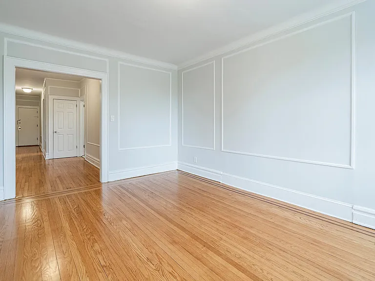 68-70 Park Avenue Apartments — Photo 21