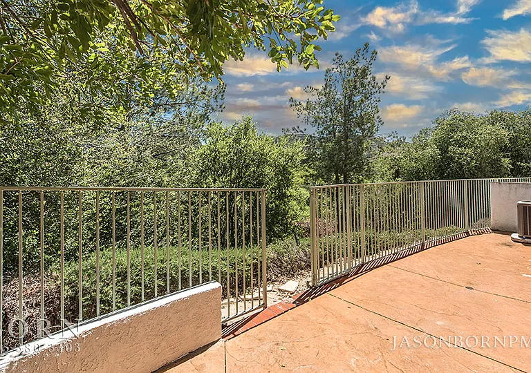5482 Avignon Ct — Photo 13