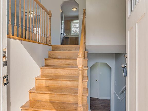 3rd image of 4205 Rock Rose Cir