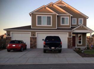 1325 Diamond Loop, West Richland, WA 99353