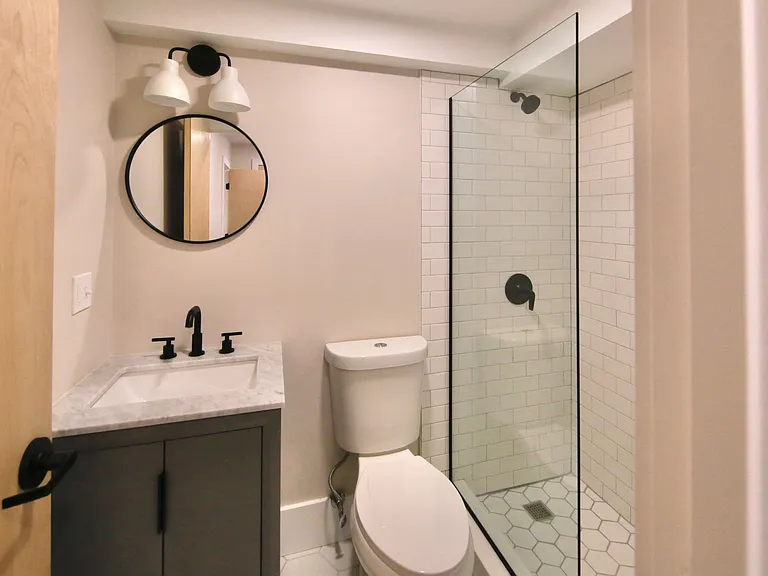 Weybosset Street Rooms — Photo 17