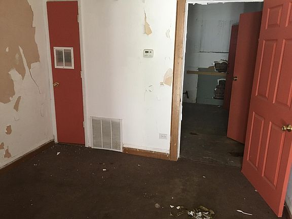 2nd image of 7351 S Western Ave