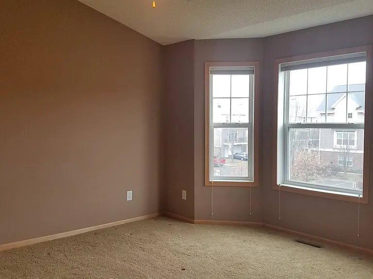 11749 Emery Village Dr N — Photo 13