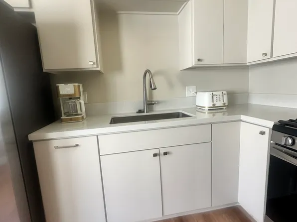 970 W 18th St #B, Upland, CA 91784