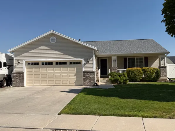 4040 W 5075 S, Roy, UT 84067