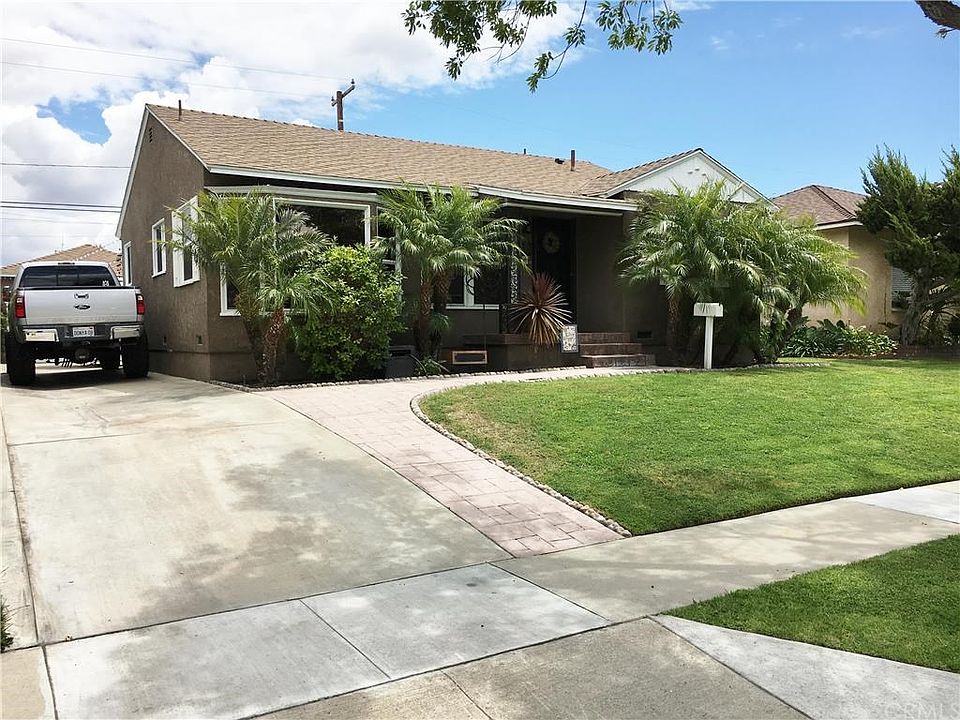 1st image of 4722 Lomina Ave