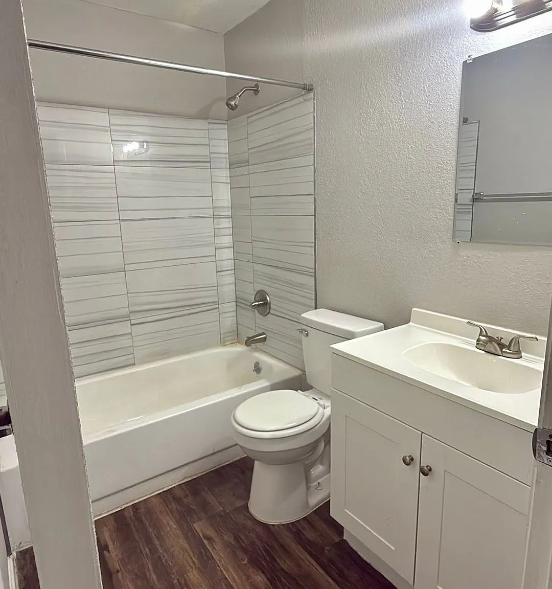 Seaboard Oaks Apartments — Photo 3