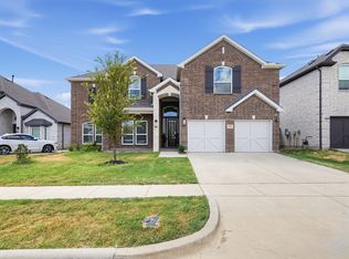 1313 Cascade Ln, Forney, TX 75126