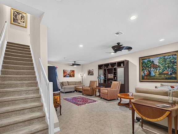 5th image of 599 Dakota Drive