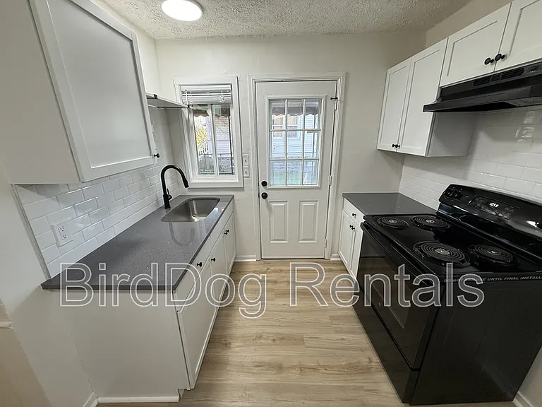 710-712 Frebis Ave #712 — Photo 4