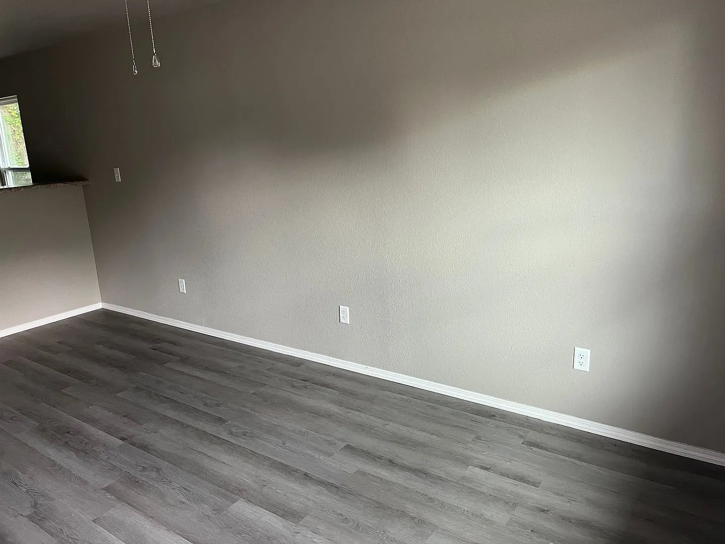 111 W 2nd Duplex — Photo 2